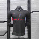 Camisa FC Barcelona 2024-25 Edição Coldplay Versão Jogador